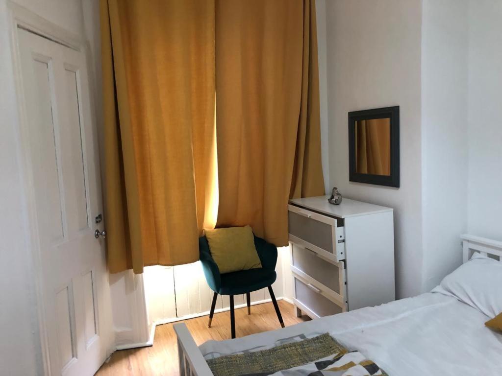 Lovely 2 Bedroom Apartment Close To City Centre 에든버러 외부 사진
